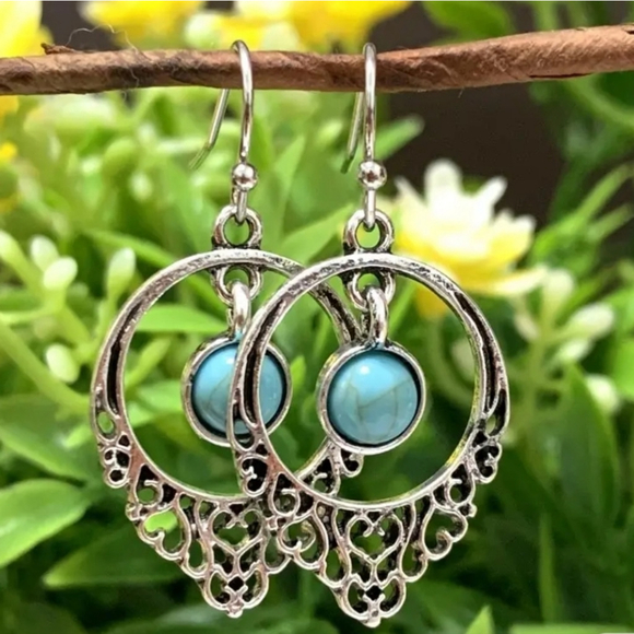 VIntage Style Synthetic Turquoise Earrings Jewelry - Picture 4 of 6